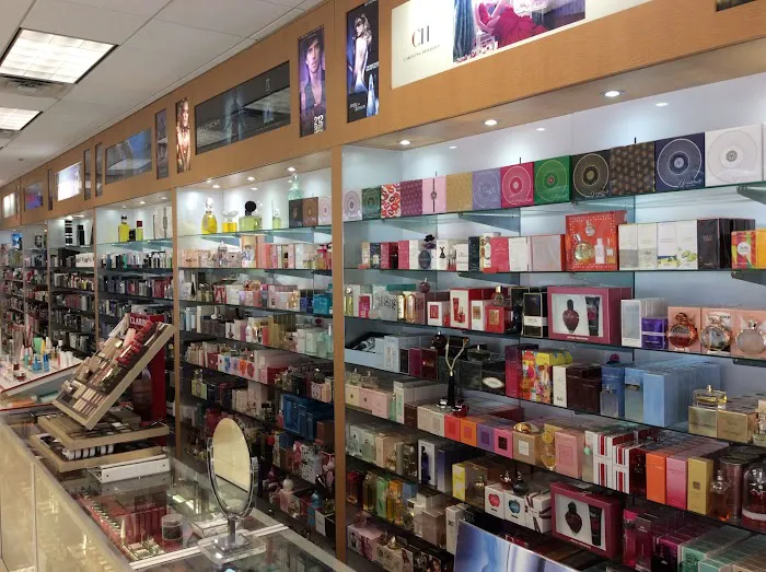 Alberto Cortes Cosmetics & Perfumes 9