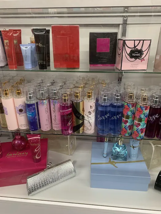 PERFUMES 4U 1