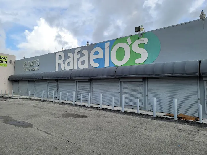 Rafaelos Department Store 8