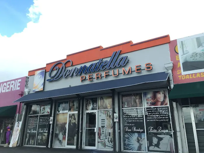 Donnatella Perfumes 0