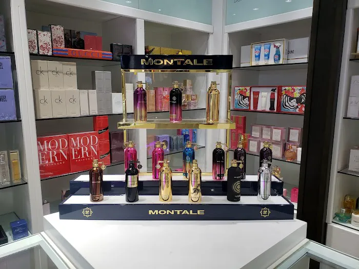 Lexor Miami - Sunglasses, Watches & Perfumes Store Miami 3