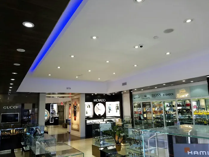 Lexor Miami - Sunglasses, Watches & Perfumes Store Miami 9