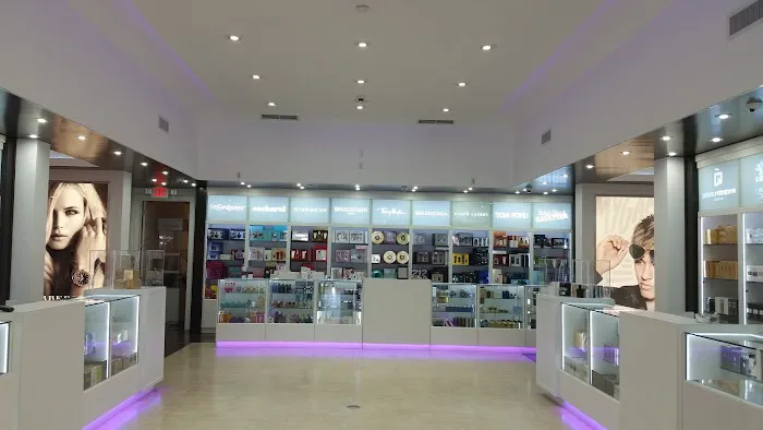 Lexor Miami - Sunglasses, Watches & Perfumes Store Miami 8