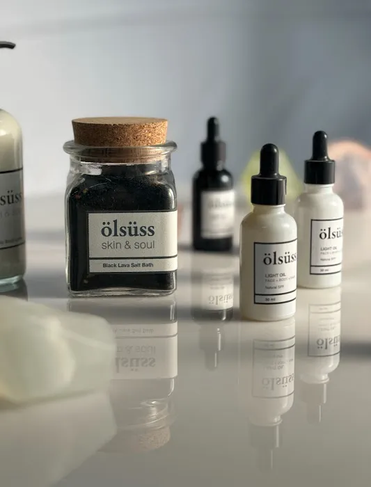 Olsuss Apothecary 0