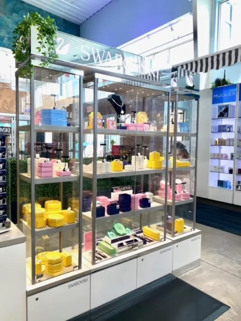 Ambassador Duty Free Detroit 9