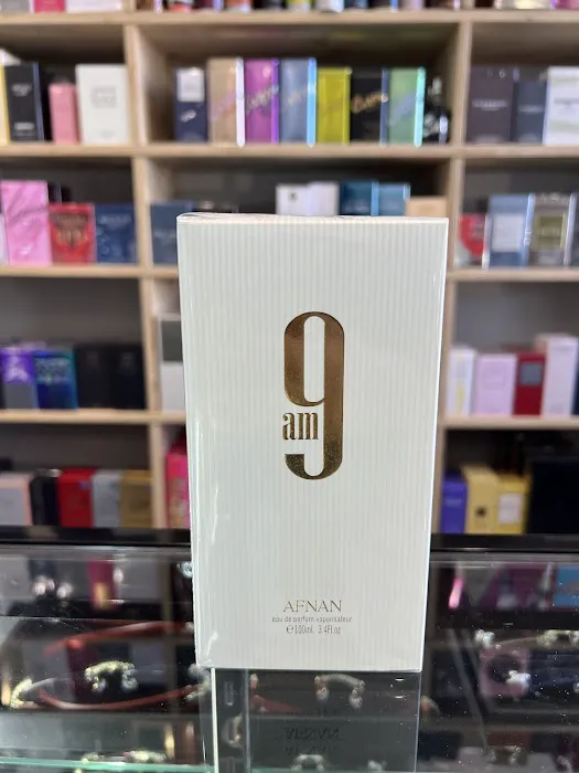 Luxe Perfumes, Oils, & Jewelry 1