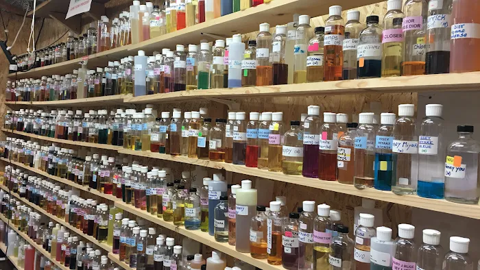 Raidah's Designer Oils, Perfumes & More 3