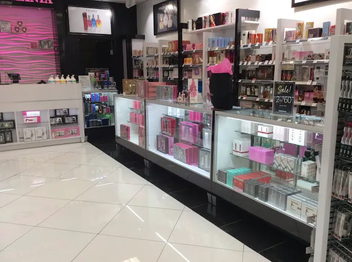 Perfumania 0