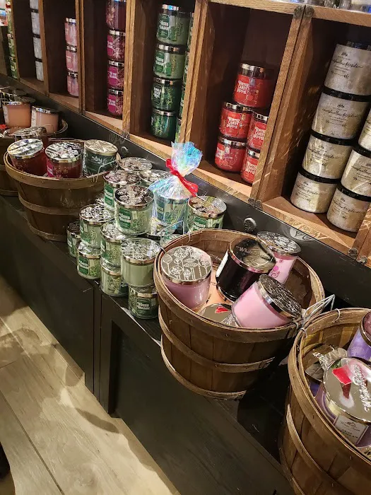 Bath & Body Works 7