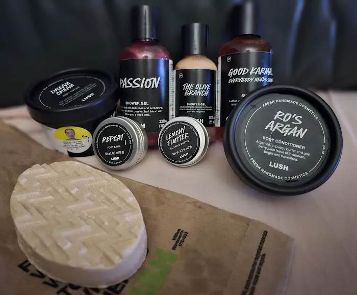 Lush Cosmetics Somerset 6