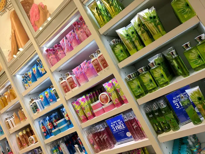 Bath & Body Works 2
