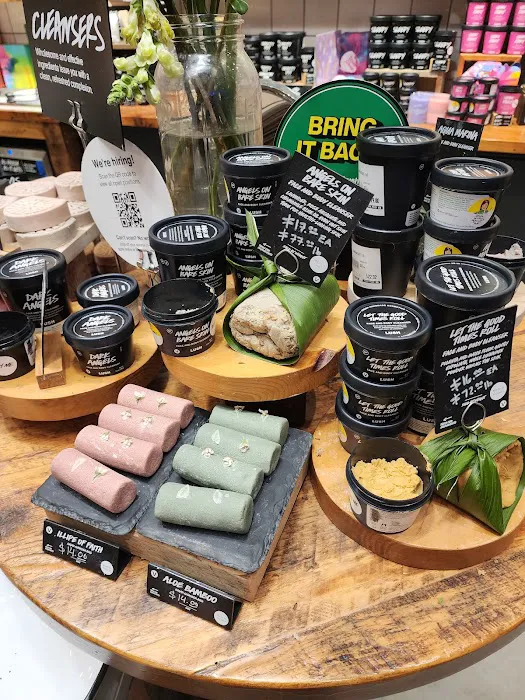 Lush Cosmetics Partridge Creek 0
