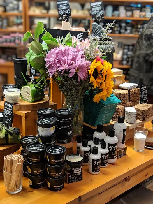 Lush Cosmetics Partridge Creek 9