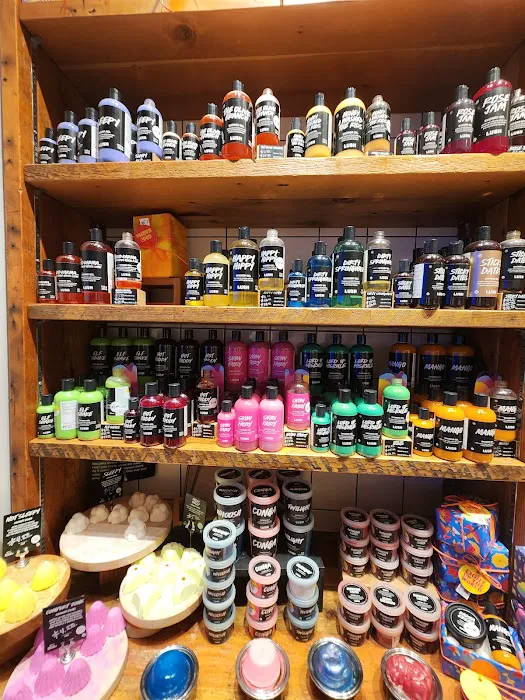 Lush Cosmetics Partridge Creek 6