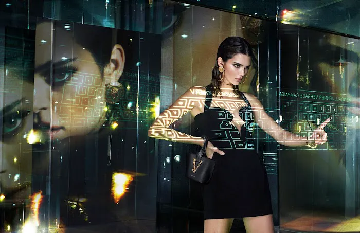 VERSACE 0