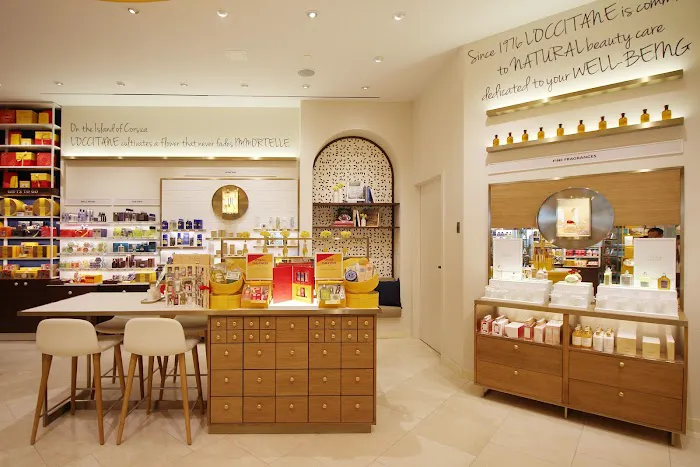 L'OCCITANE EN PROVENCE 7
