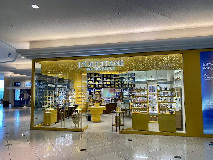 L'OCCITANE EN PROVENCE 4