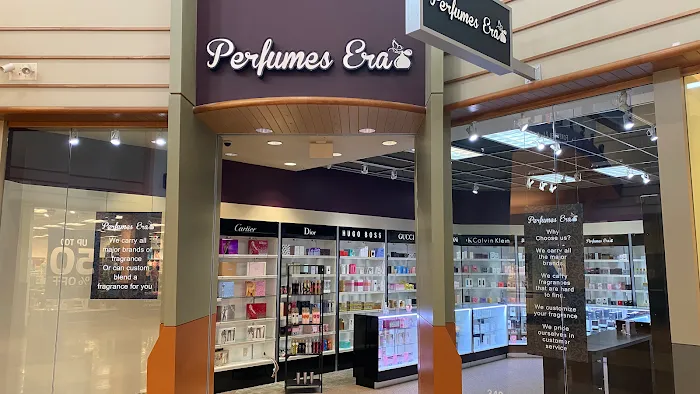 Perfumes Era Great Lakes Crossing Outlets District 3 2