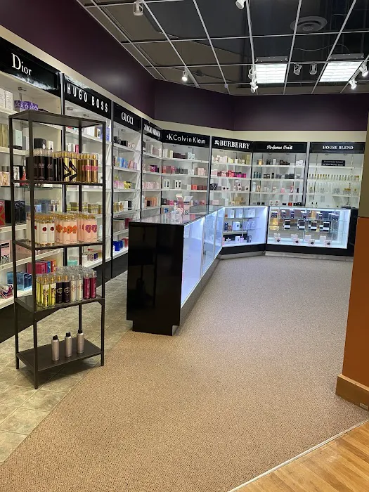 Perfumes Era Great Lakes Crossing Outlets District 3 6