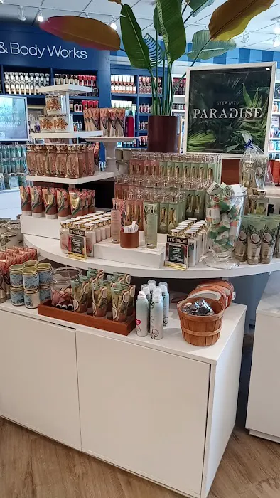 Bath & Body Works 2
