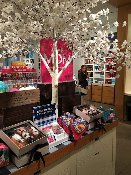 Bath & Body Works 8