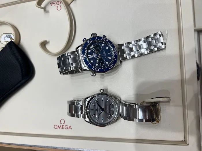Ferragamo 0