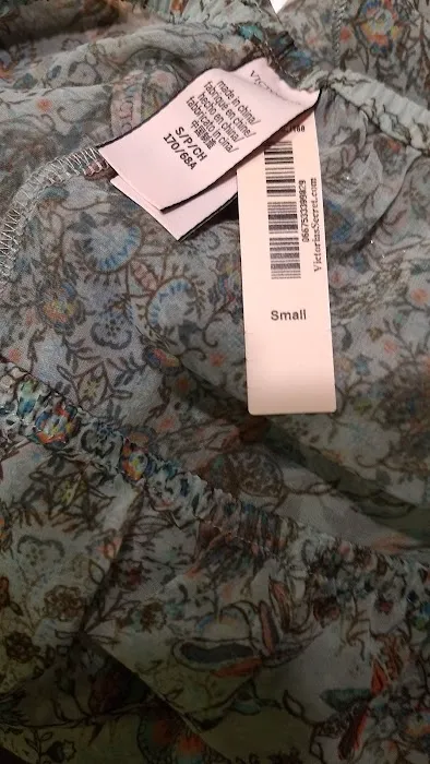 Victoria's Secret Outlet 6
