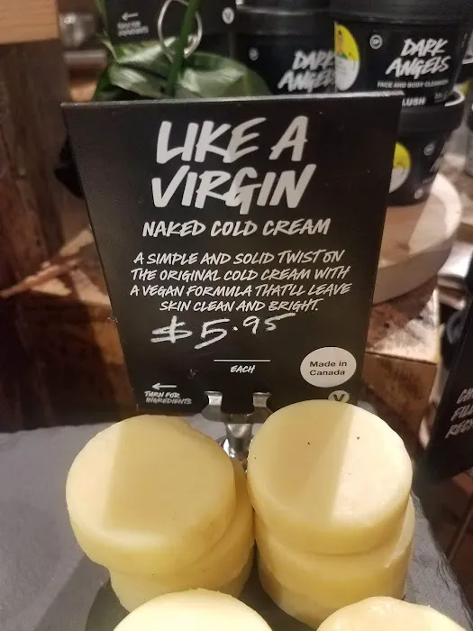 Lush Cosmetics 12 Oaks 3