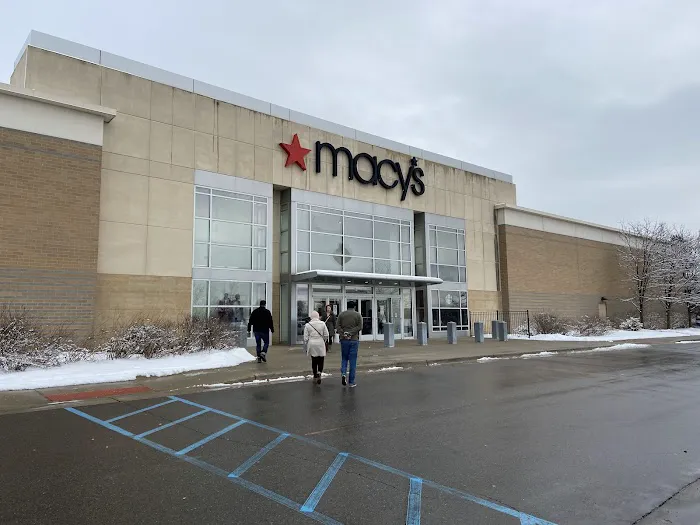 Macy's 4