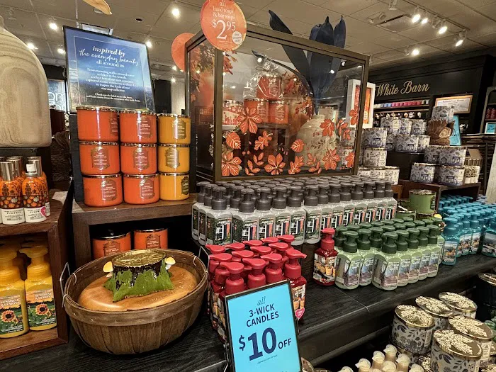 Bath & Body Works 1