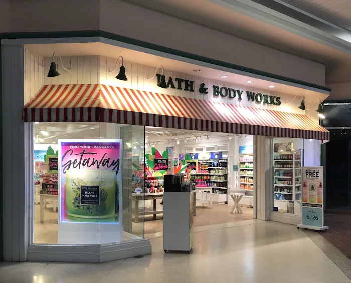 Bath & Body Works 2