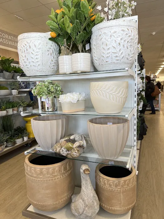 HomeGoods 9