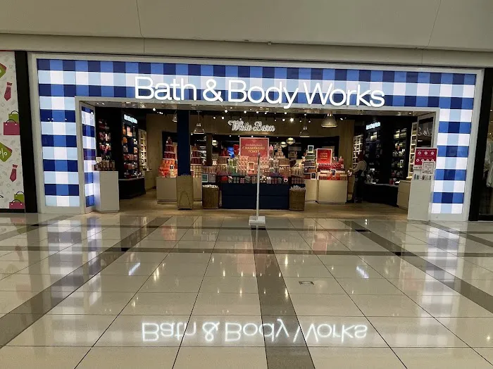 Bath & Body Works 1