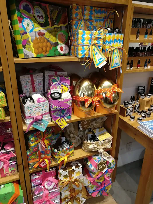 Lush Cosmetics Woodland Grand Rapids 1