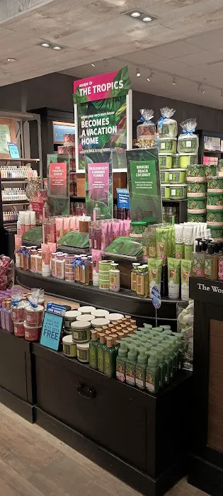 Bath & Body Works 2
