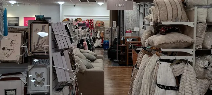 HomeGoods 6