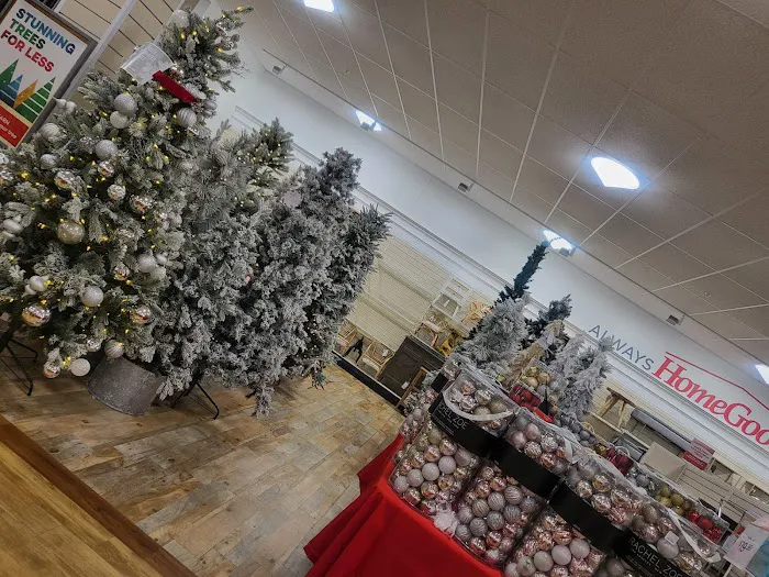 T.J. Maxx & HomeGoods 3