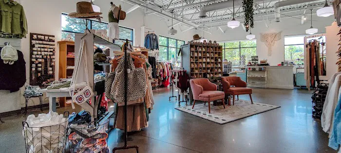 Paperdoll Boutique 9