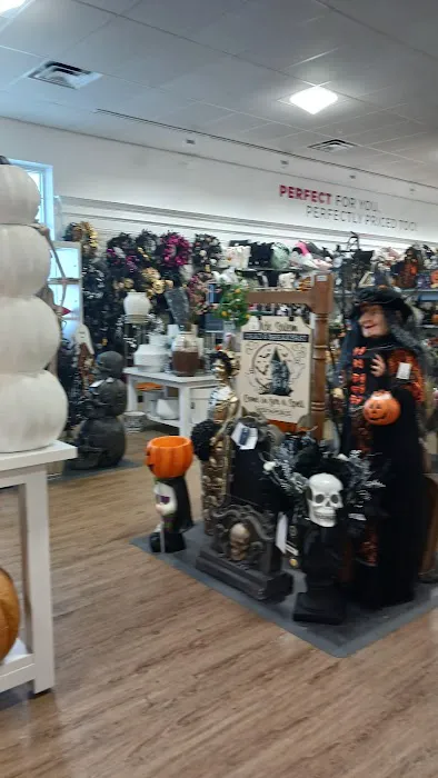 HomeGoods 9
