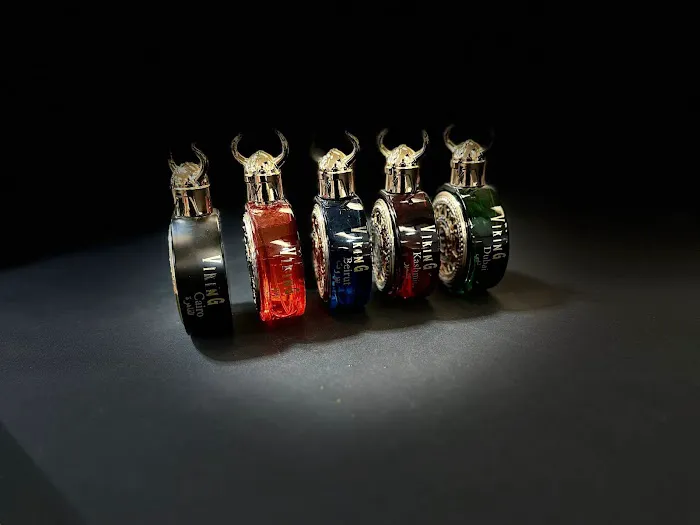 Perfume Hut 7