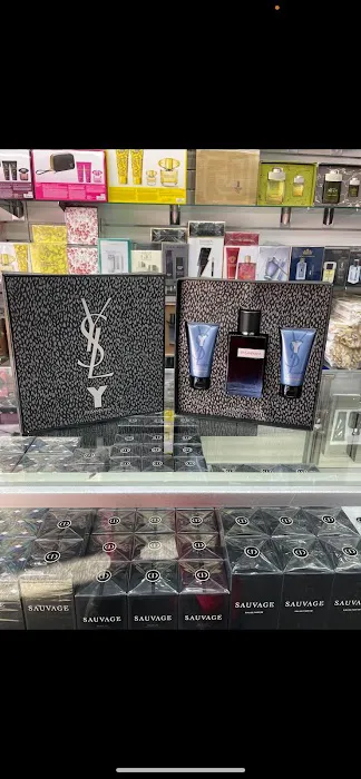Perfume Outlet 3