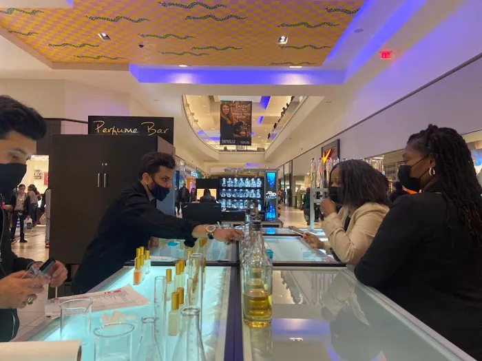 Yom & Layl Perfume Bar 4