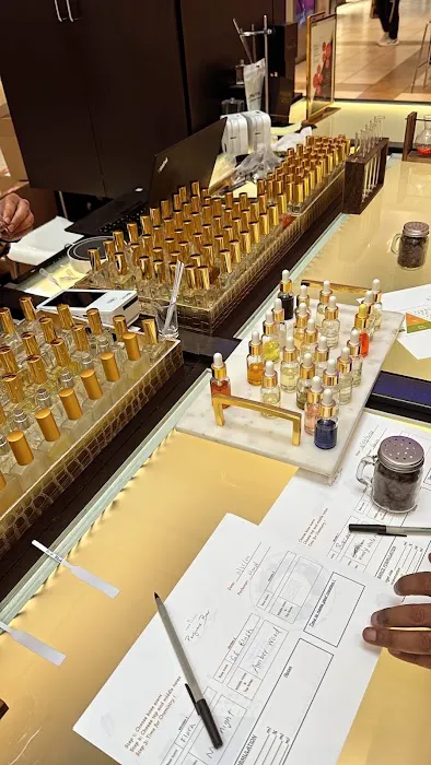 Yom & Layl Perfume Bar 6