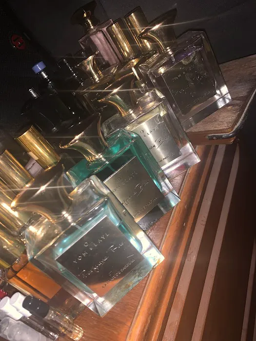 Yom & Layl Perfume Bar 7