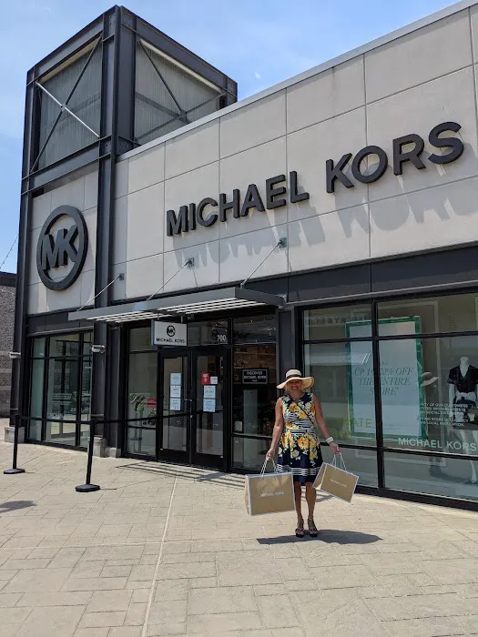 Michael Kors Outlet 6
