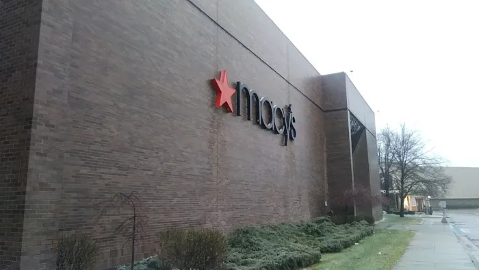 Macy's 9