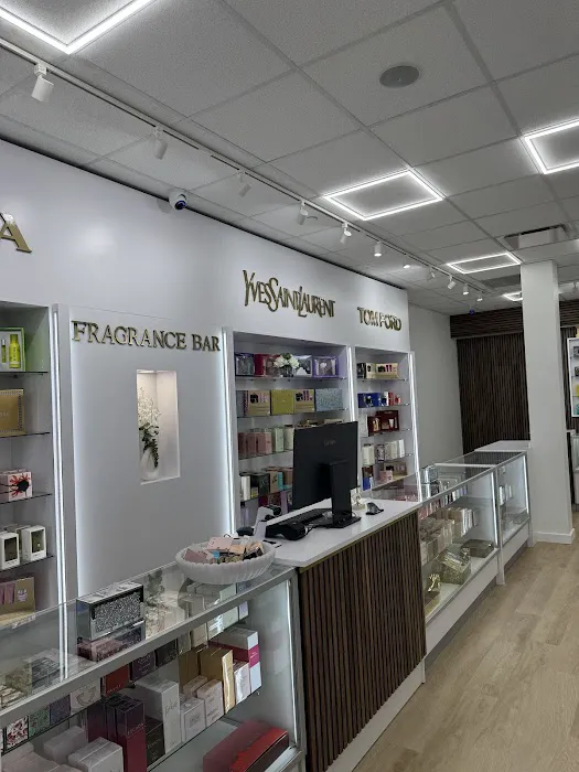Fragrance Bar 1