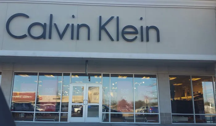 Calvin Klein 9