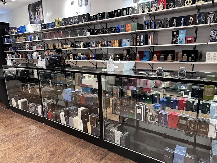 Perfume Hut 1