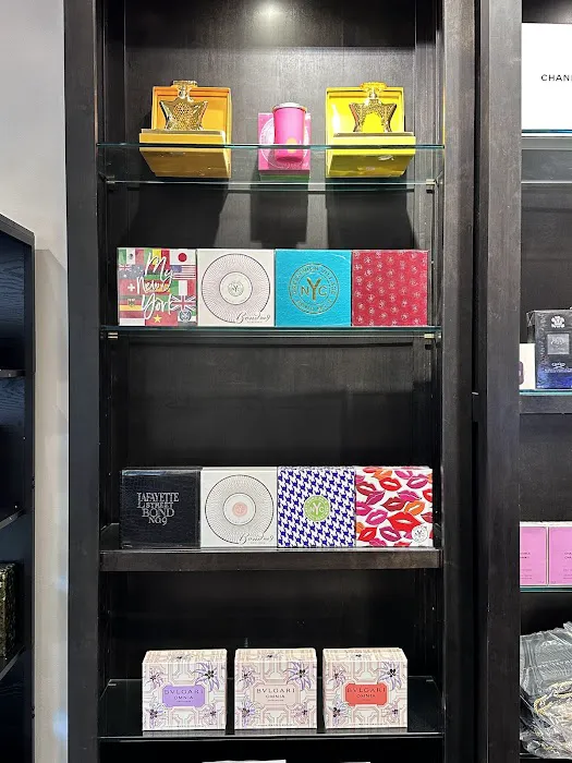 Perfume Hut 9